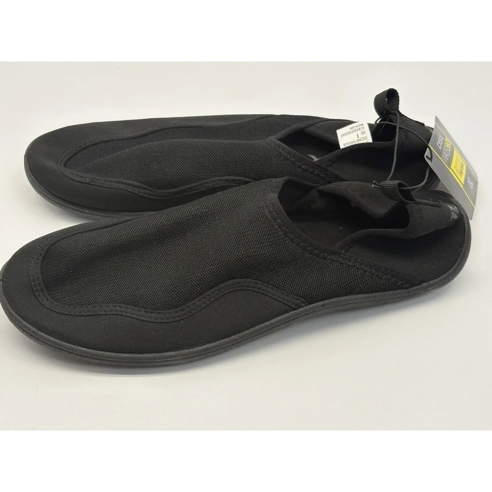 DBX Men's Water Shoe Size 9 NWT Black Yellow